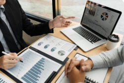 法人化の相談は誰にすべき？5つの専門家を比較